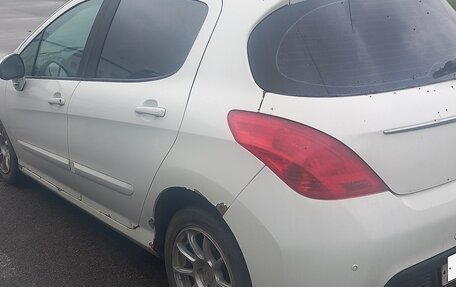 Peugeot 308 II, 2011 год, 299 000 рублей, 2 фотография