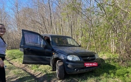 Chevrolet Niva I рестайлинг, 2010 год, 360 000 рублей, 2 фотография