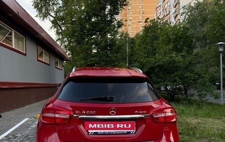Mercedes-Benz GLA, 2014 год, 1 850 000 рублей, 4 фотография