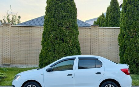 Renault Logan II, 2018 год, 465 000 рублей, 4 фотография