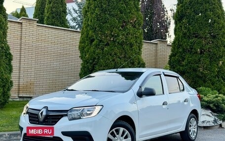 Renault Logan II, 2018 год, 465 000 рублей, 3 фотография