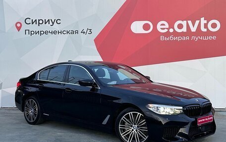BMW 5 серия, 2019 год, 3 790 000 рублей, 3 фотография