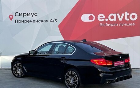 BMW 5 серия, 2019 год, 3 790 000 рублей, 4 фотография