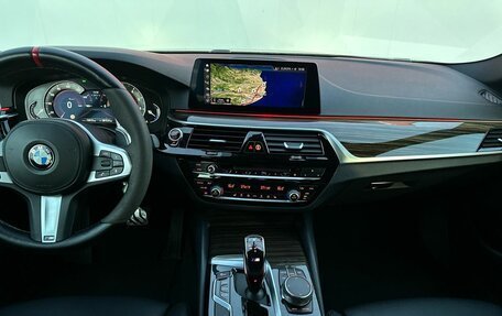 BMW 5 серия, 2019 год, 3 790 000 рублей, 8 фотография