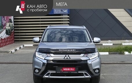 Mitsubishi Outlander III рестайлинг 3, 2020 год, 2 540 000 рублей, 3 фотография