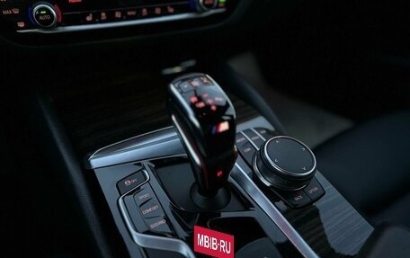 BMW 5 серия, 2019 год, 3 790 000 рублей, 10 фотография