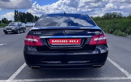 Mercedes-Benz E-Класс, 2010 год, 1 490 000 рублей, 6 фотография