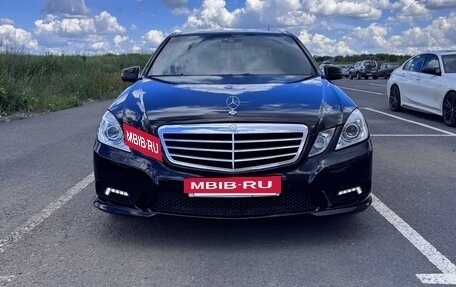 Mercedes-Benz E-Класс, 2010 год, 1 490 000 рублей, 2 фотография
