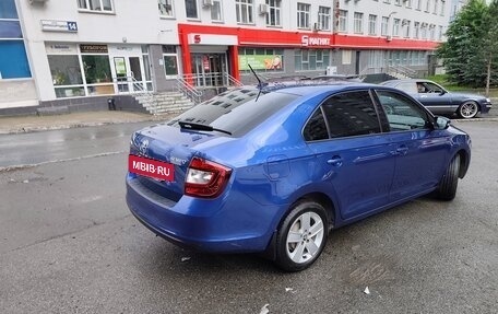 Skoda Rapid I, 2018 год, 1 380 000 рублей, 4 фотография