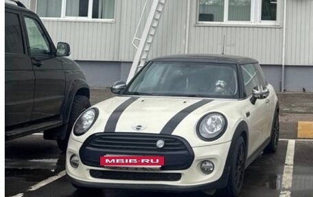 MINI Hatch, 2016 год, 1 600 000 рублей, 5 фотография