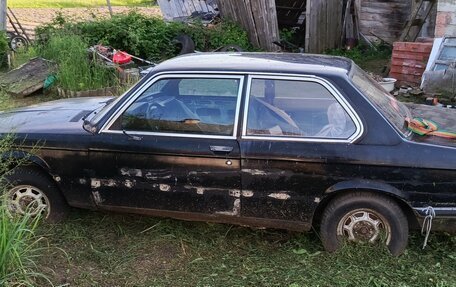 BMW 3 серия, 1982 год, 300 000 рублей, 3 фотография