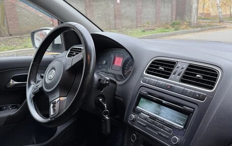 Volkswagen Polo VI (EU Market), 2012 год, 770 000 рублей, 4 фотография