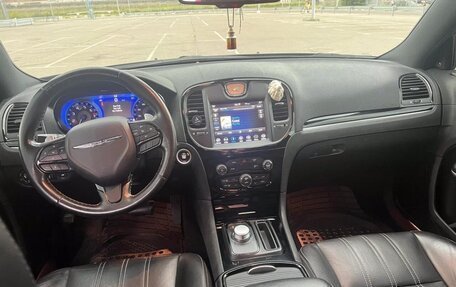 Chrysler 300C II, 2019 год, 3 500 000 рублей, 11 фотография
