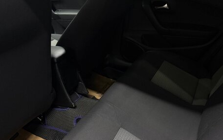 Volkswagen Polo VI (EU Market), 2013 год, 950 000 рублей, 18 фотография