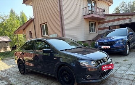Volkswagen Polo VI (EU Market), 2013 год, 950 000 рублей, 15 фотография