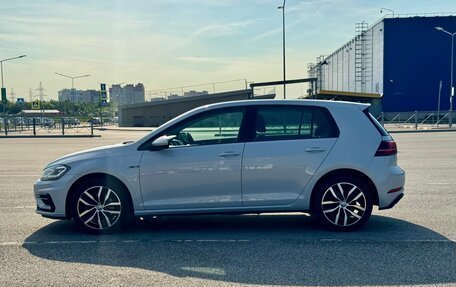 Volkswagen Golf VII, 2018 год, 1 860 000 рублей, 11 фотография