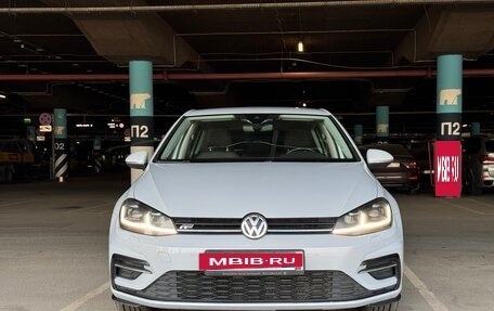 Volkswagen Golf VII, 2018 год, 1 860 000 рублей, 12 фотография