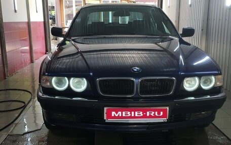 BMW 7 серия, 2000 год, 450 000 рублей, 1 фотография