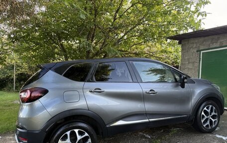 Renault Kaptur I рестайлинг, 2019 год, 900 000 рублей, 4 фотография