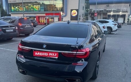 BMW 7 серия, 2018 год, 2 400 000 рублей, 4 фотография