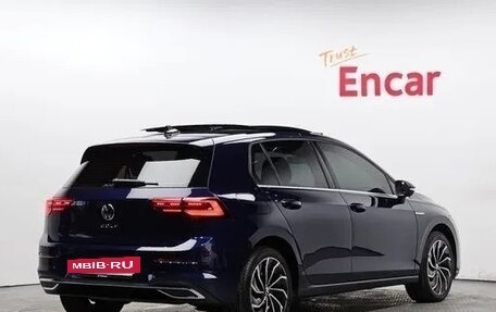 Volkswagen Golf VIII, 2022 год, 2 195 000 рублей, 4 фотография