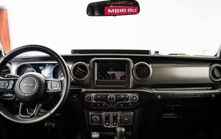 Jeep Wrangler, 2021 год, 4 680 893 рублей, 6 фотография