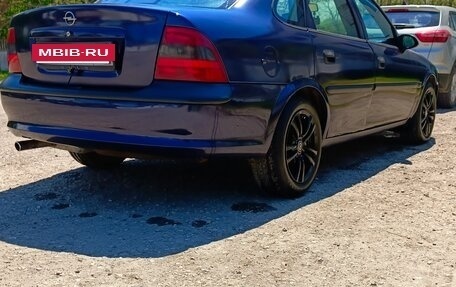 Opel Vectra B рестайлинг, 1998 год, 295 000 рублей, 2 фотография