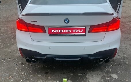 BMW 5 серия, 2018 год, 3 800 000 рублей, 9 фотография