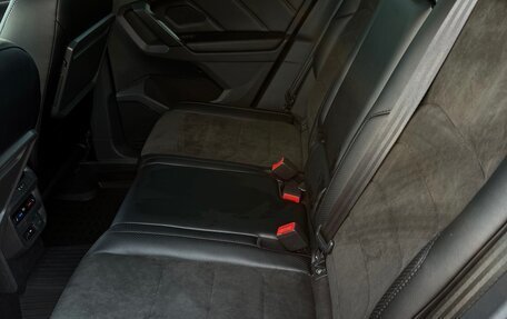 Volkswagen Tiguan II, 2018 год, 2 750 000 рублей, 11 фотография