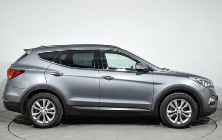Hyundai Santa Fe III рестайлинг, 2017 год, 2 489 000 рублей, 4 фотография