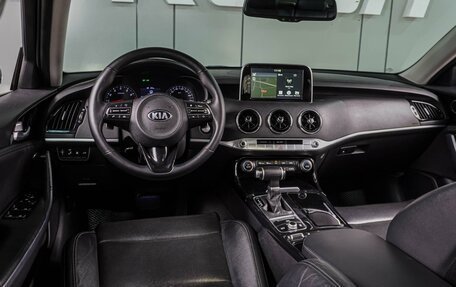 KIA Stinger I, 2018 год, 2 649 000 рублей, 6 фотография
