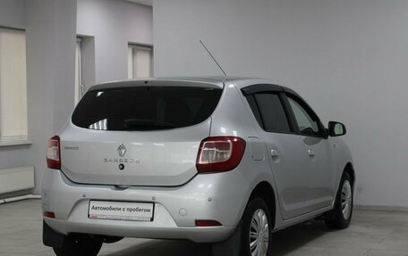 Renault Sandero II рестайлинг, 2016 год, 569 900 рублей, 6 фотография
