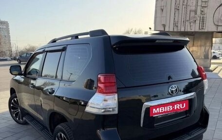 Toyota Land Cruiser Prado 150 рестайлинг 2, 2009 год, 2 360 000 рублей, 11 фотография