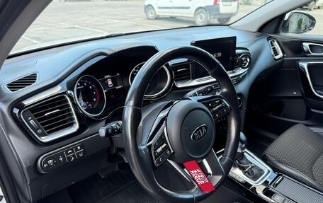 KIA cee'd III, 2019 год, 1 730 000 рублей, 16 фотография