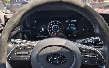 Hyundai Elantra, 2021 год, 1 980 000 рублей, 12 фотография
