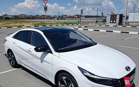 Hyundai Elantra, 2021 год, 1 980 000 рублей, 8 фотография