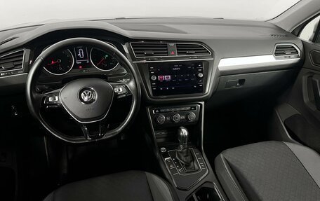 Volkswagen Tiguan II, 2019 год, 1 974 900 рублей, 6 фотография