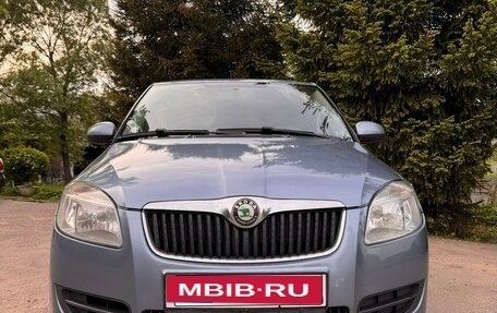 Skoda Fabia II, 2008 год, 415 000 рублей, 1 фотография