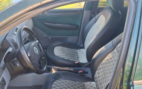Skoda Fabia I, 2001 год, 249 000 рублей, 3 фотография
