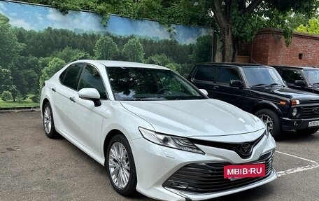 Toyota Camry, 2020 год, 3 350 000 рублей, 4 фотография