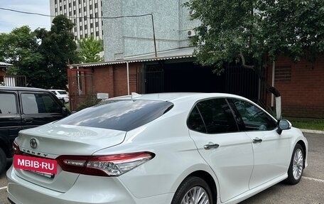 Toyota Camry, 2020 год, 3 350 000 рублей, 3 фотография