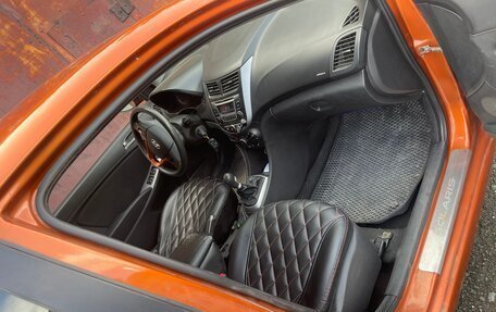 Hyundai Solaris II рестайлинг, 2014 год, 450 000 рублей, 4 фотография