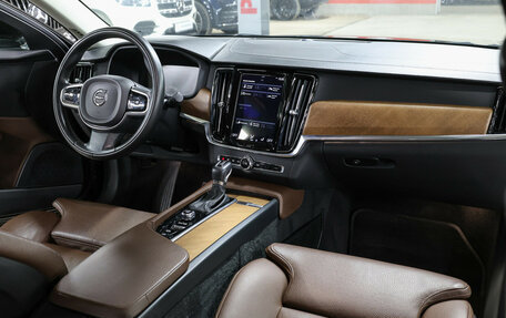 Volvo S90 II рестайлинг, 2020 год, 2 597 000 рублей, 12 фотография