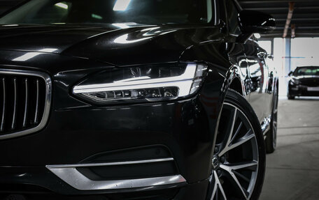 Volvo S90 II рестайлинг, 2020 год, 2 597 000 рублей, 28 фотография