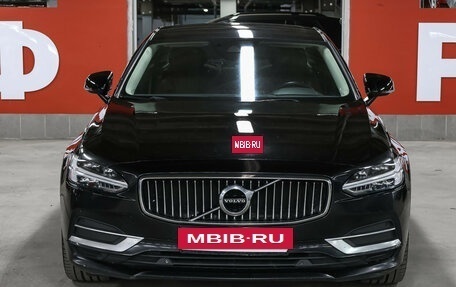 Volvo S90 II рестайлинг, 2020 год, 2 597 000 рублей, 3 фотография