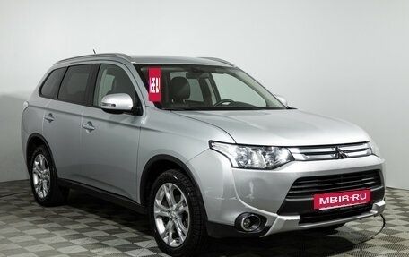 Mitsubishi Outlander III рестайлинг 3, 2014 год, 1 699 700 рублей, 3 фотография