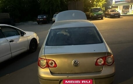 Volkswagen Passat B6, 2006 год, 175 000 рублей, 3 фотография