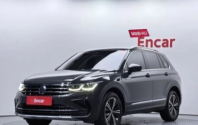 Volkswagen Tiguan II, 2021 год, 3 128 000 рублей, 1 фотография