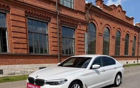 BMW 5 серия, 2017 год, 2 750 000 рублей, 3 фотография