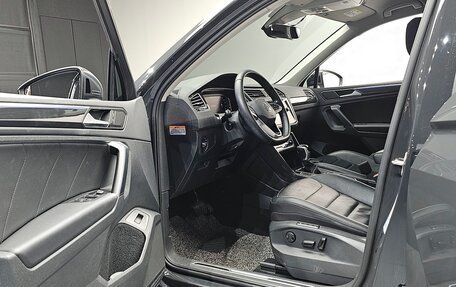 Volkswagen Tiguan II, 2021 год, 3 128 000 рублей, 5 фотография